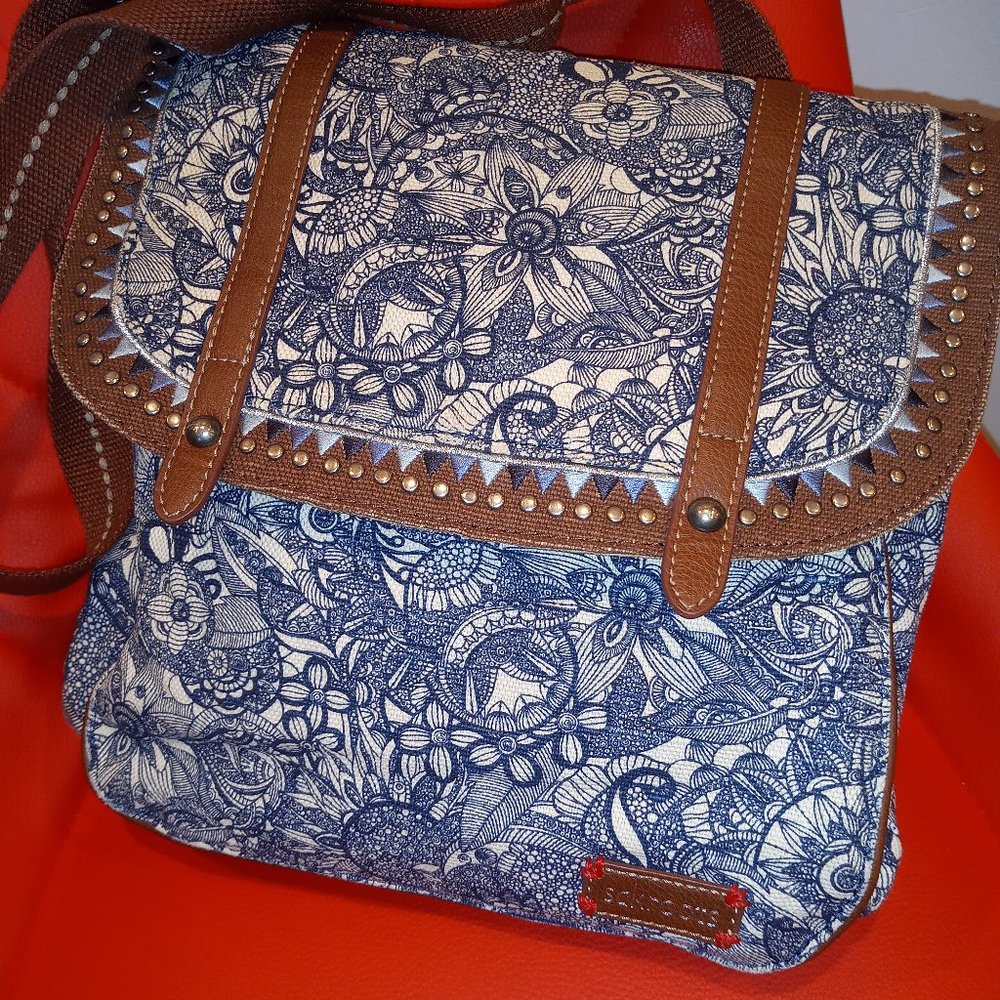 SakRoots Convertible BackPack